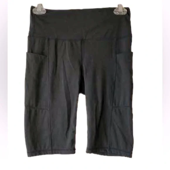 lululemon women short leggings size 4 - Picture 2 of 3